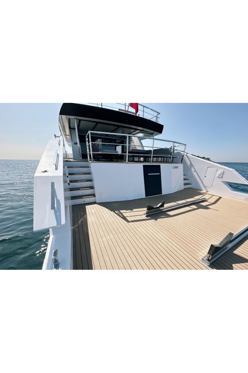 Carbo Yacht for Sale 90