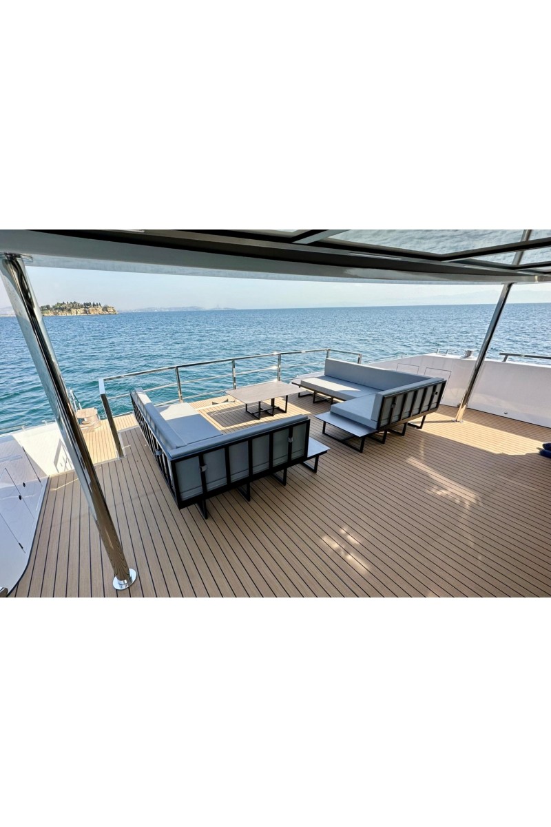 Carbo Yacht for Sale 90