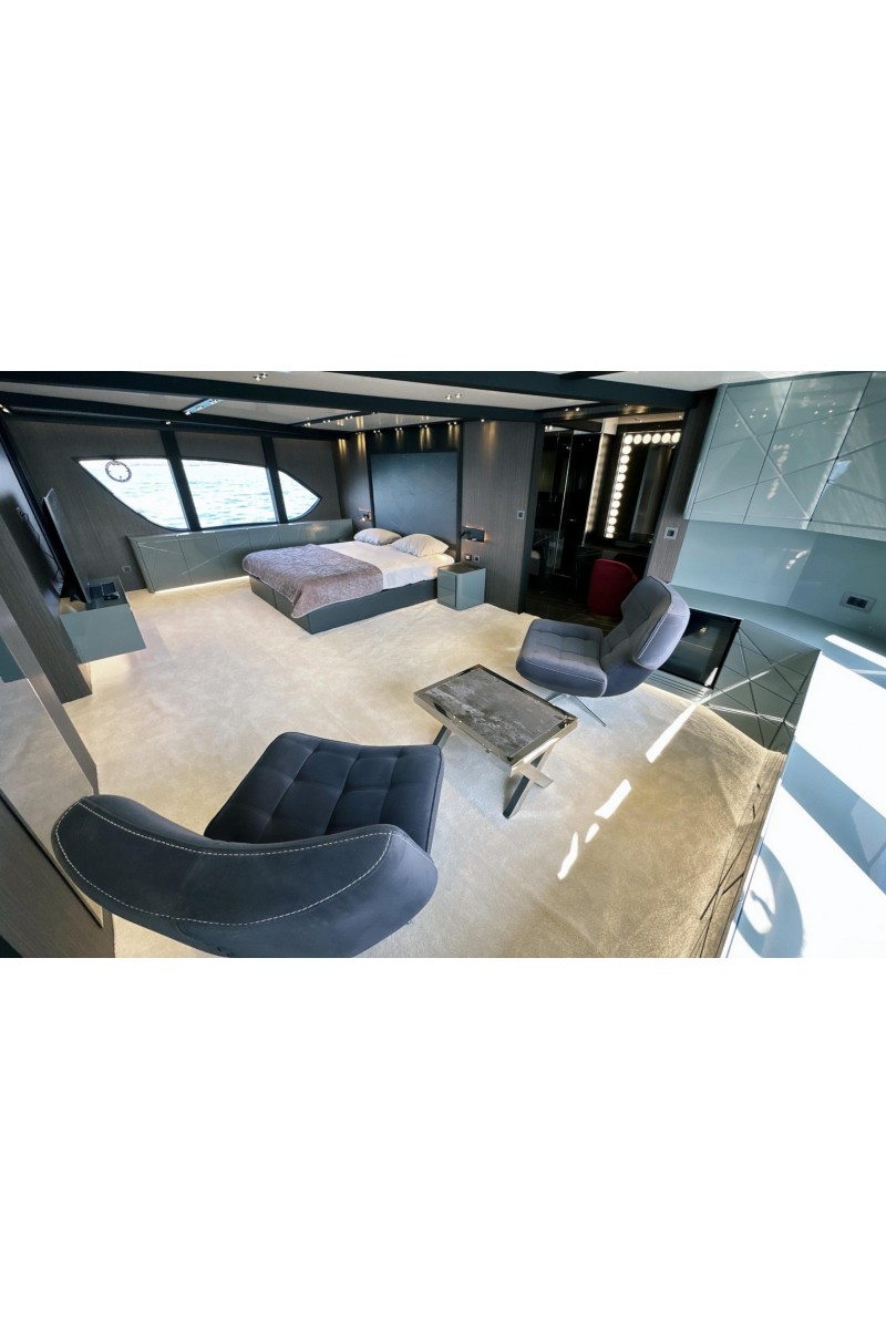 Carbo Yacht for Sale 90