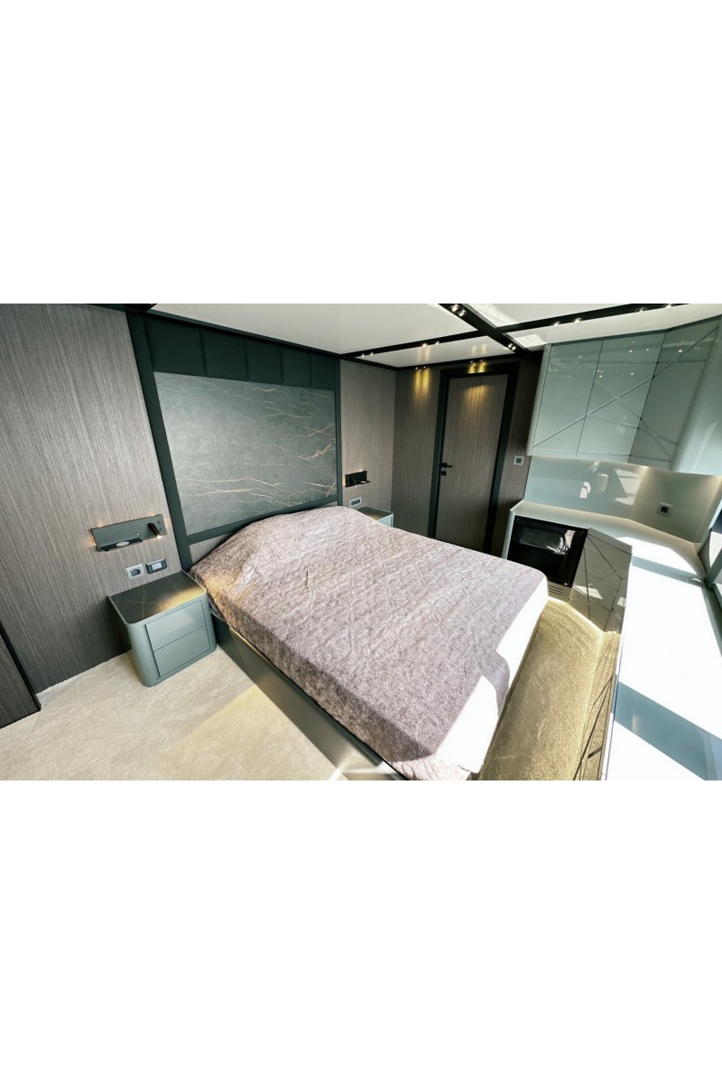 Carbo Yacht for Sale 90