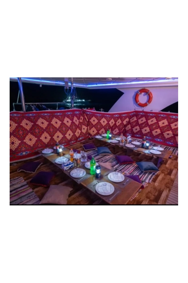 98ft Cruise Ship in Hurghada